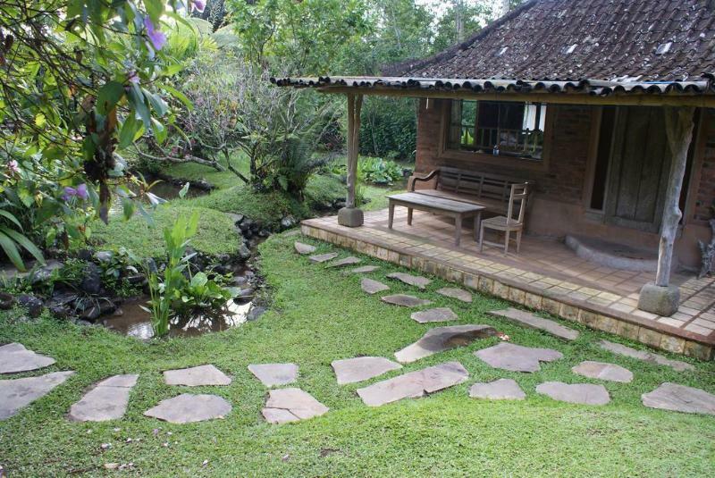 Prana Dewi Mountain Resort Джатилувих Экстерьер фото